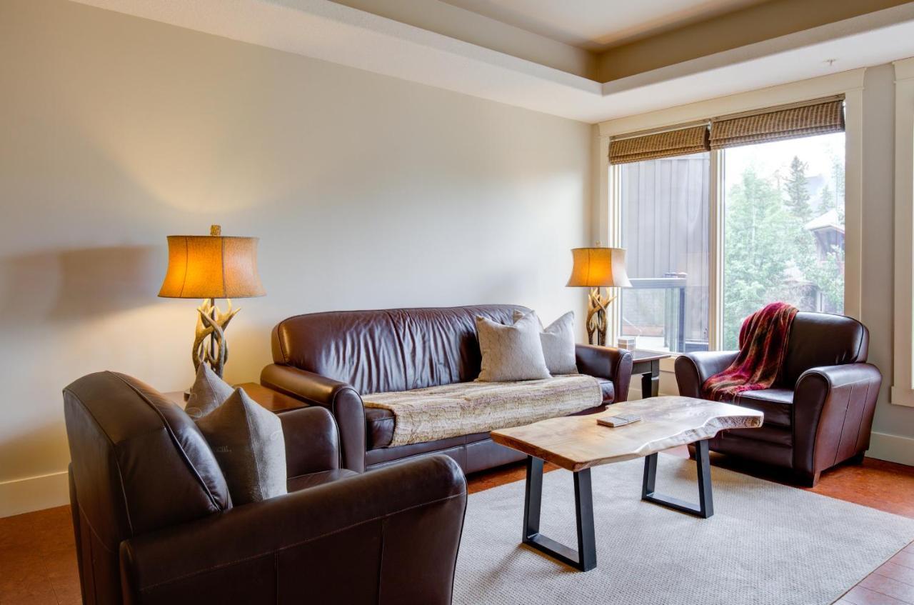 Misty Mountain- Premium 2 Bedroom Mountain View Canmore Luaran gambar